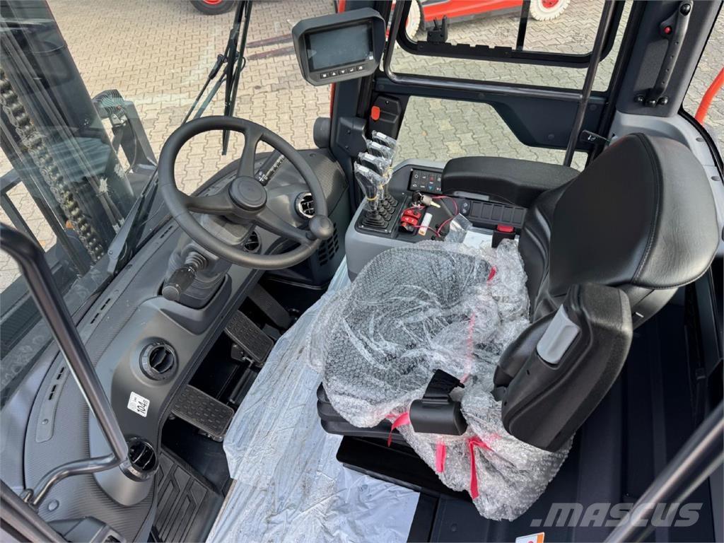 Bobcat D 90 S-9 ディーゼル・軽油