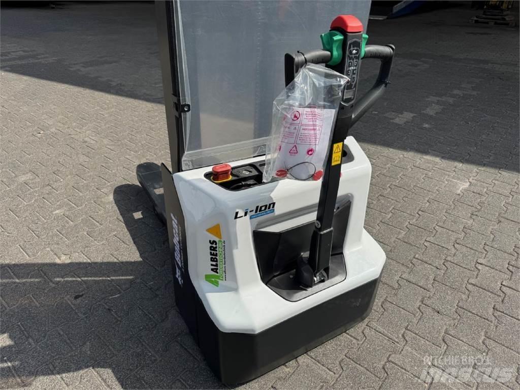 Bobcat LSM 12 N -7 ウォーキンフォークリフト