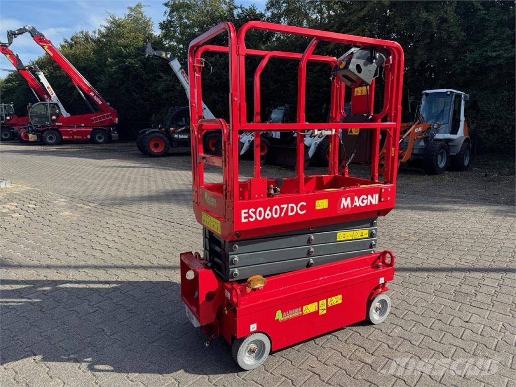 Magni ES 0607 DC シザースリフト