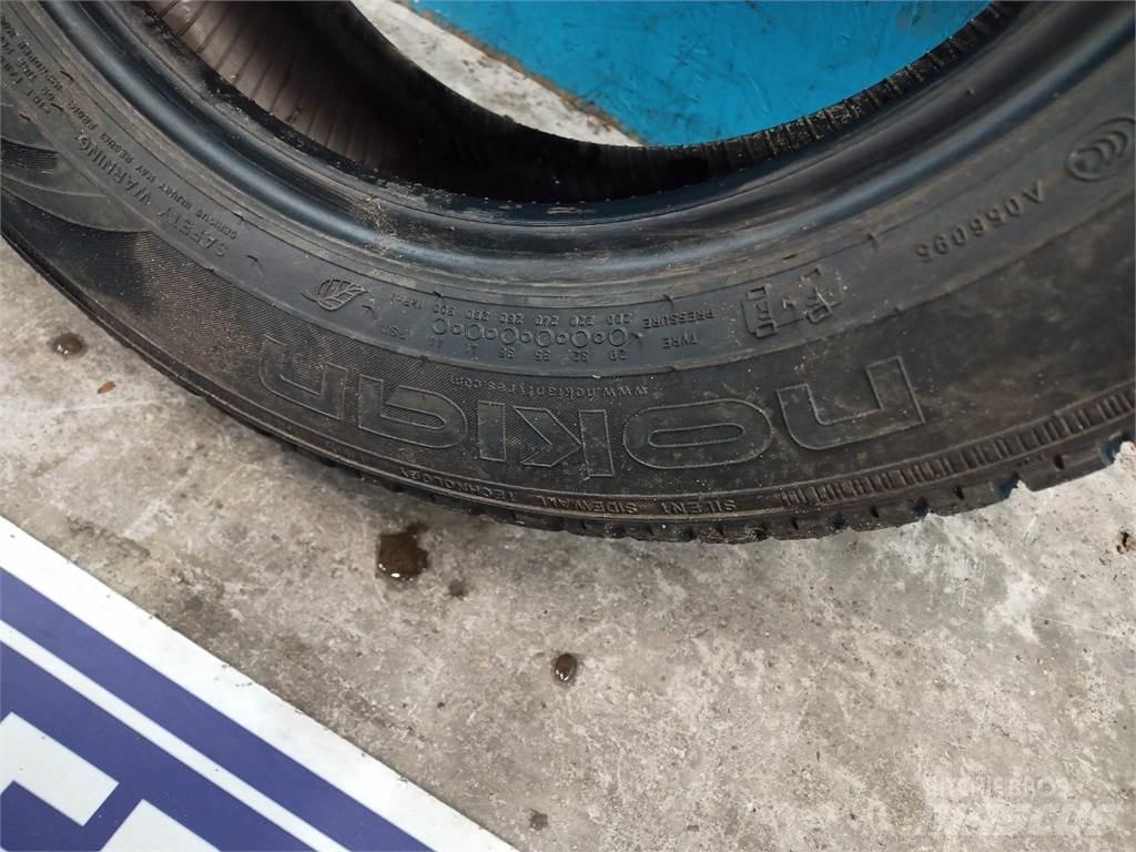  14 175/65R14 タイヤ、ホイル、リム