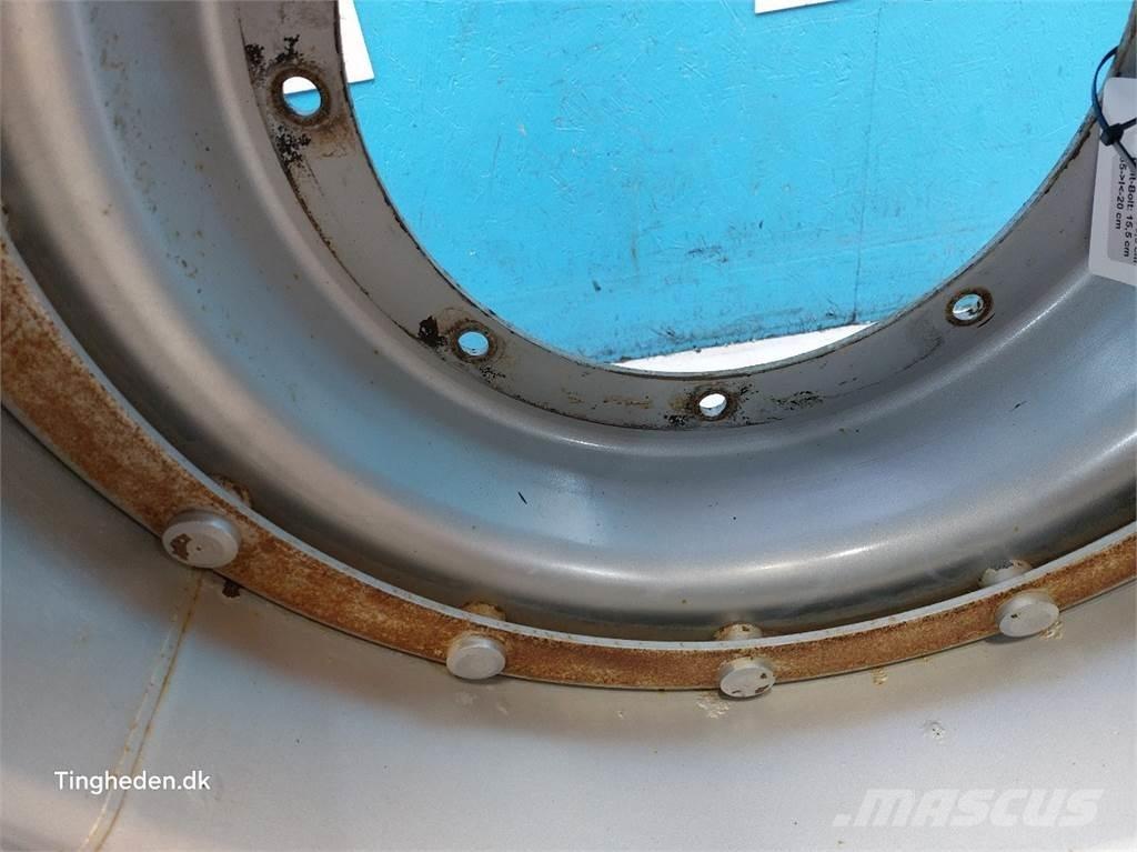 28 600/65R28 タイヤ、ホイル、リム