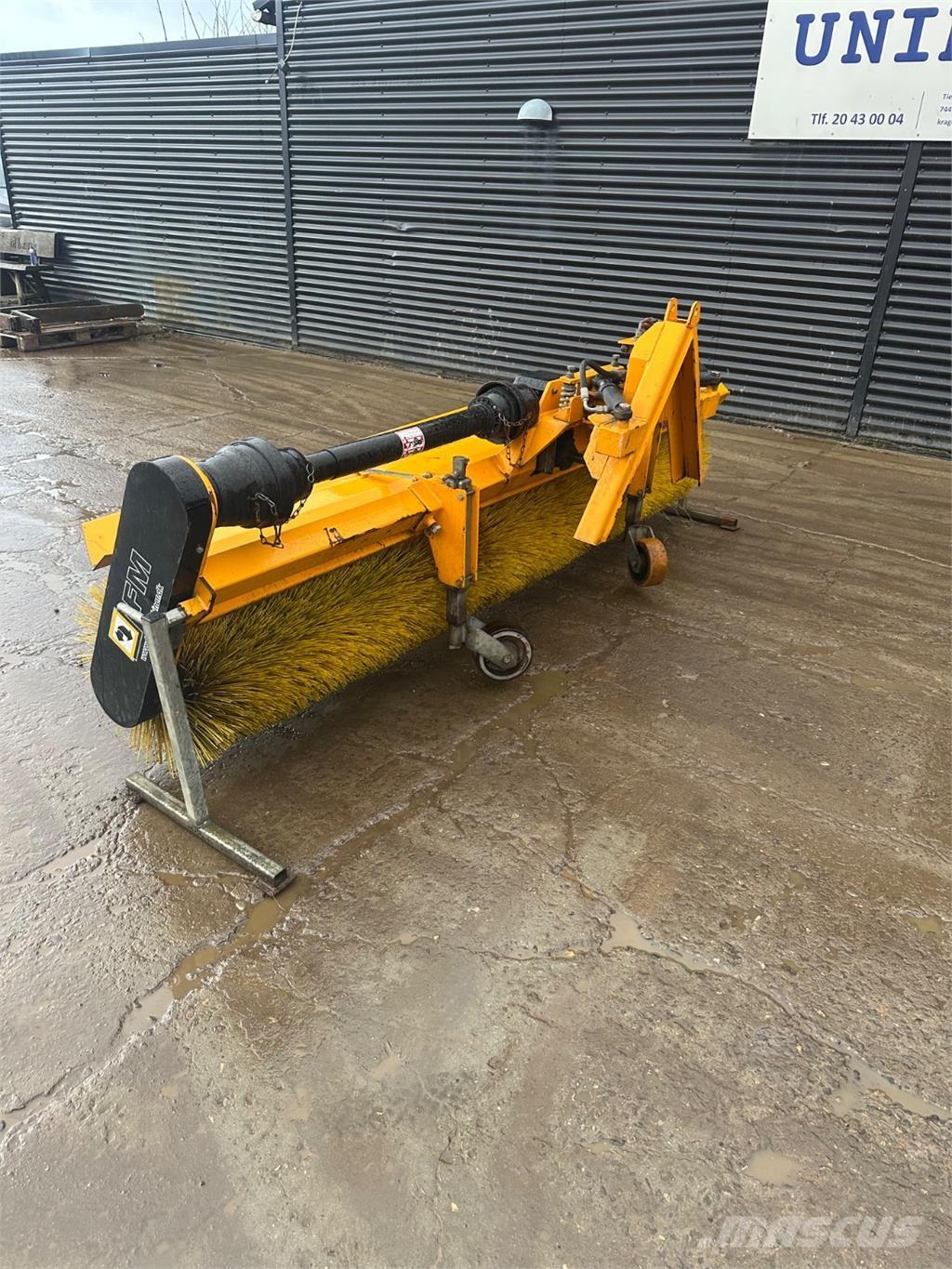  3m bred 路面清掃機