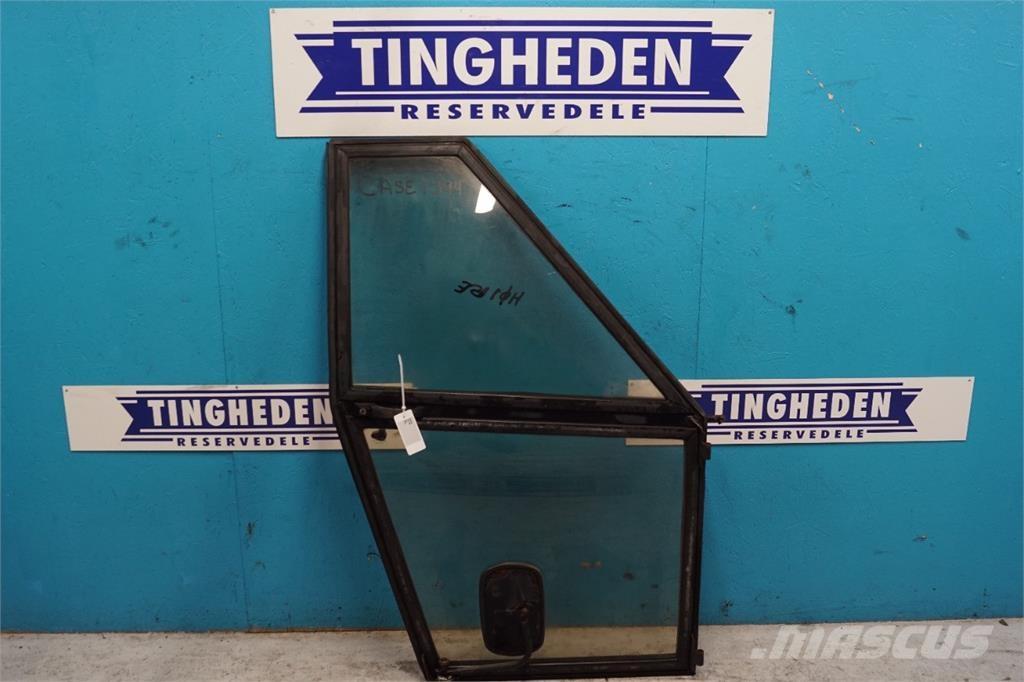 CASE 1394 キャビン及び内装