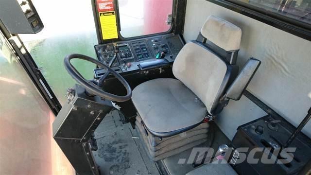 CASE 1640 コンバイン