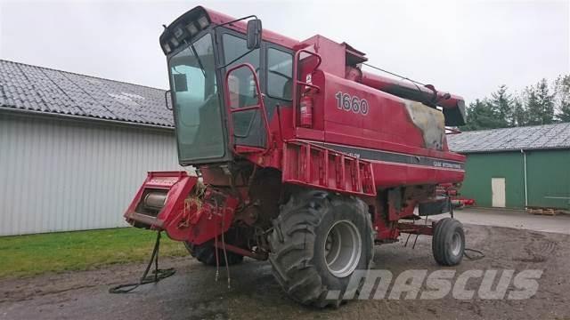 CASE 1660 コンバイン
