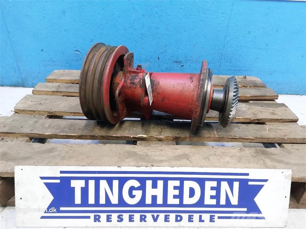 CASE 1660 トランスミッション