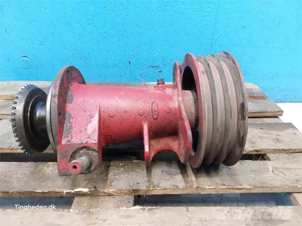 CASE 1660 トランスミッション