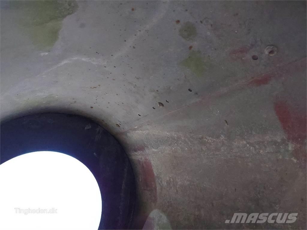CASE 1660 砂と塩撒き専用車