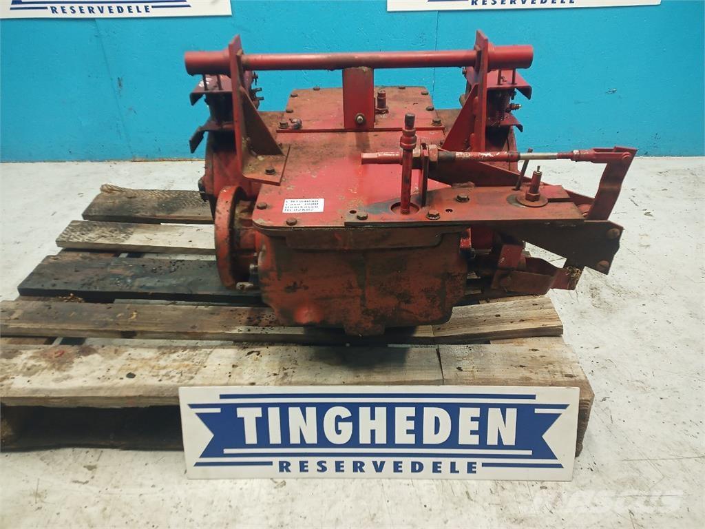 CASE 1680 トランスミッション