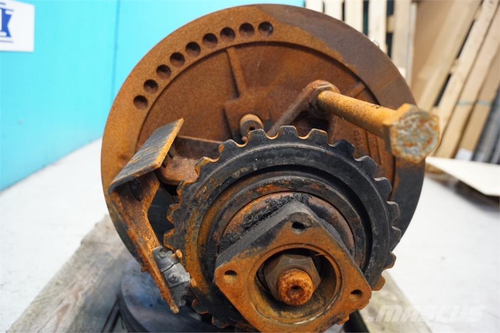 CASE 1680 トランスミッション