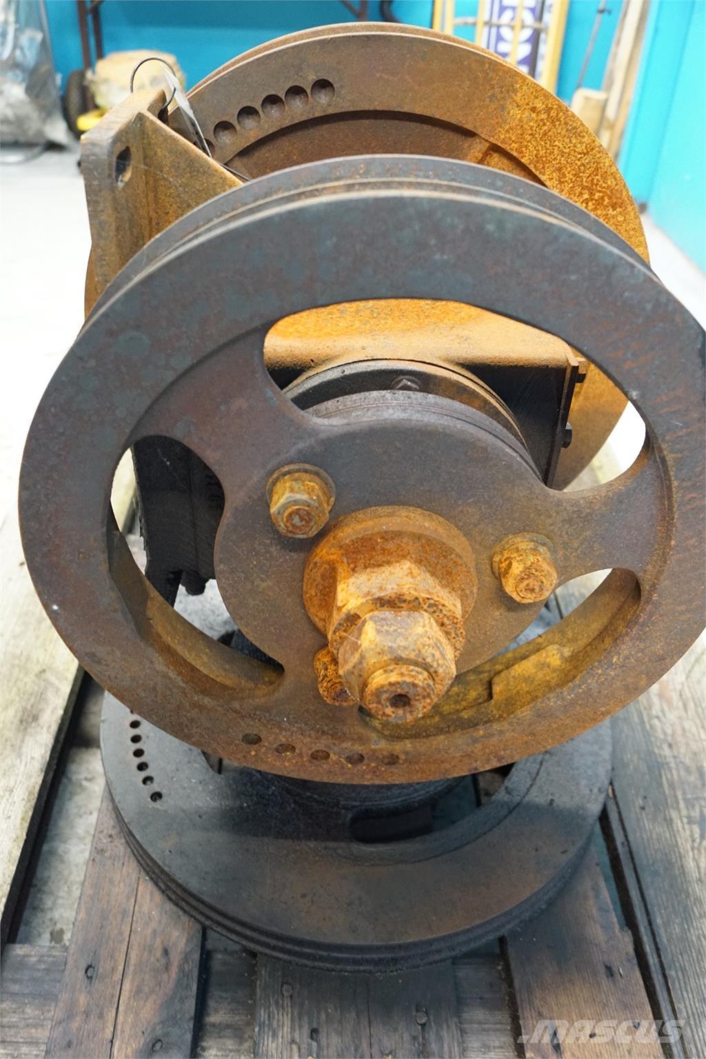 CASE 1680 トランスミッション