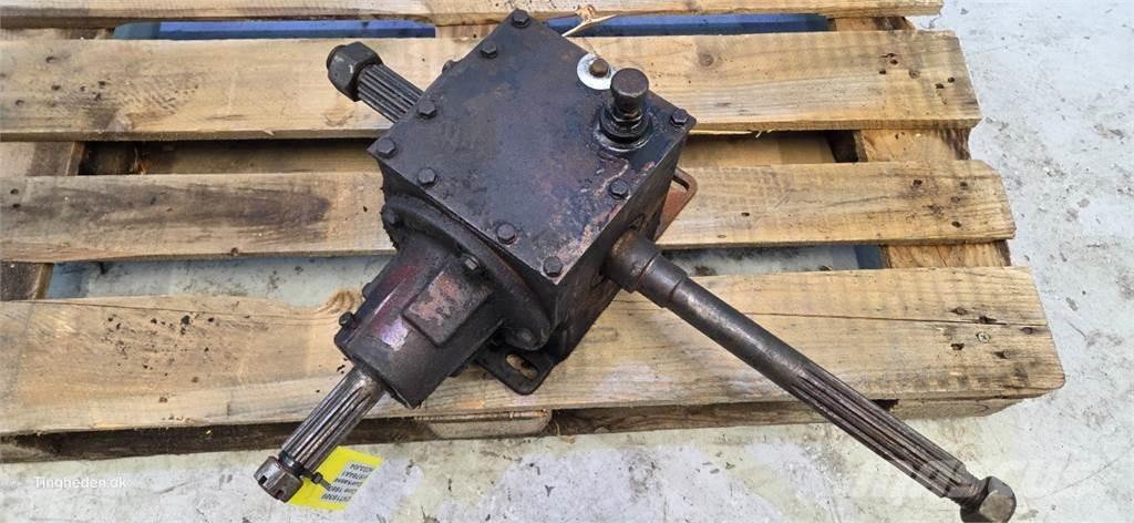 CASE 1680 トランスミッション