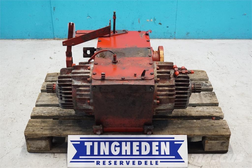 CASE 2188 トランスミッション