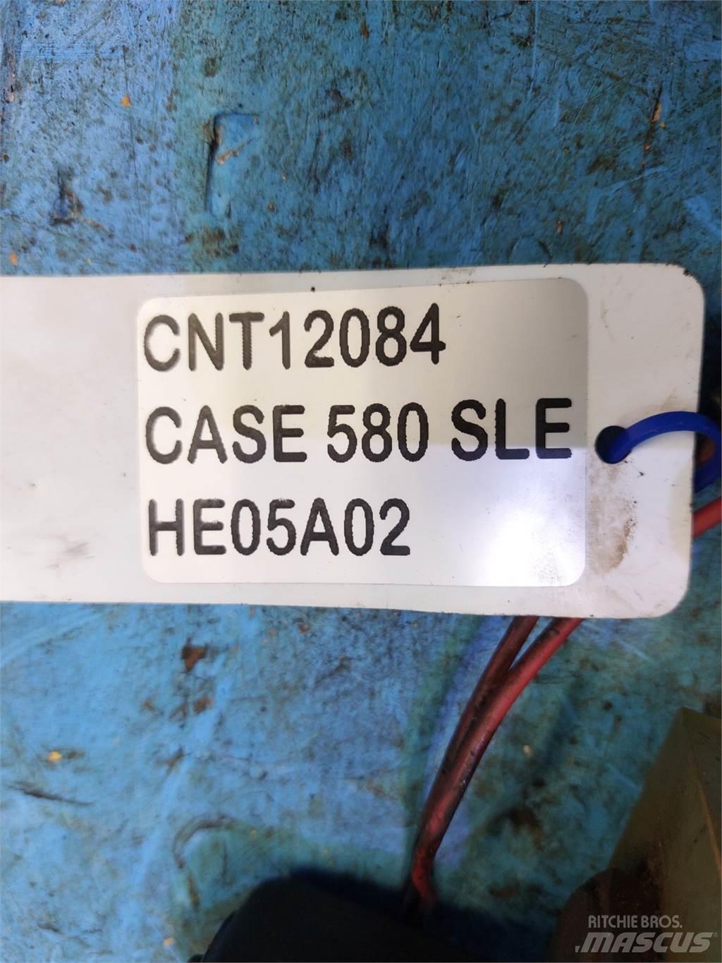 CASE 580 SLE 電子機器