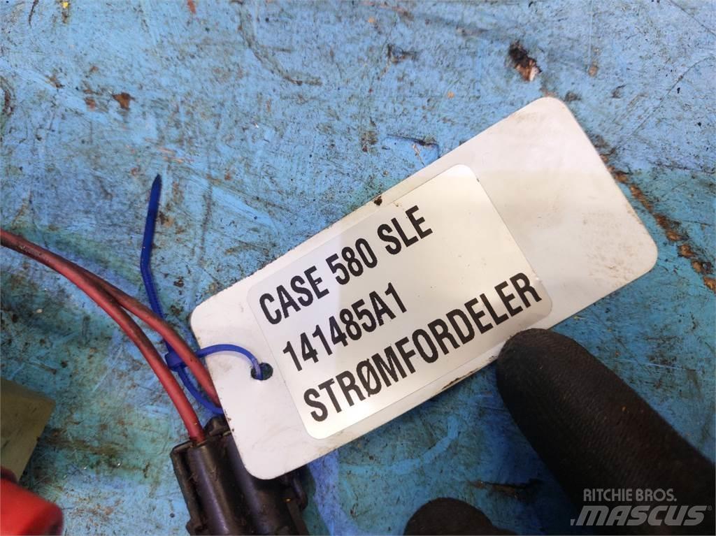CASE 580 SLE 電子機器