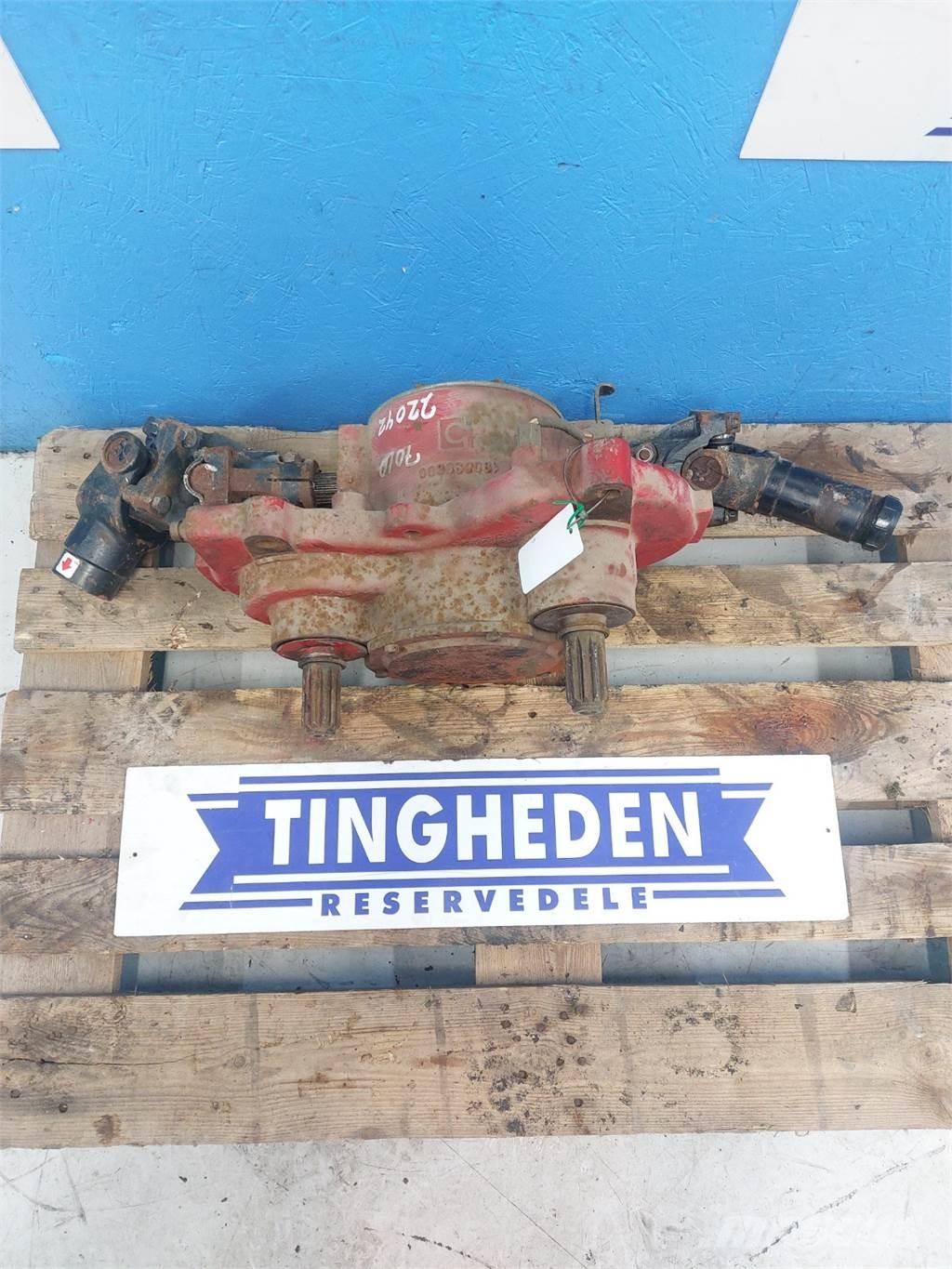 CASE 7010 トランスミッション