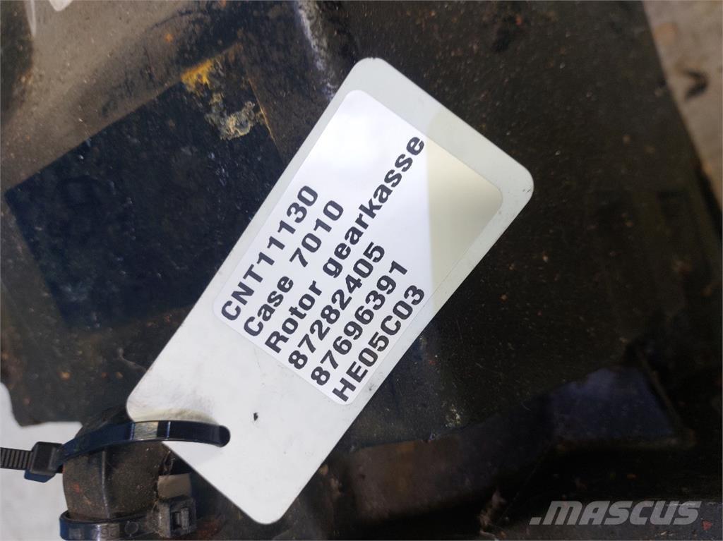 CASE 7010 トランスミッション