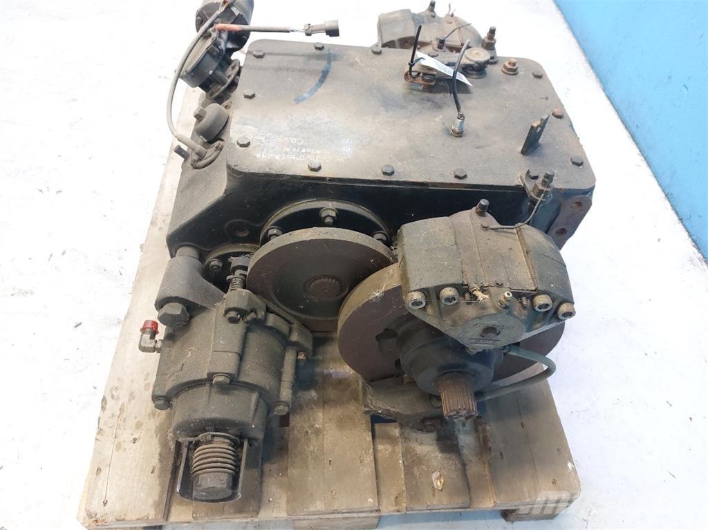 CASE 7010 トランスミッション