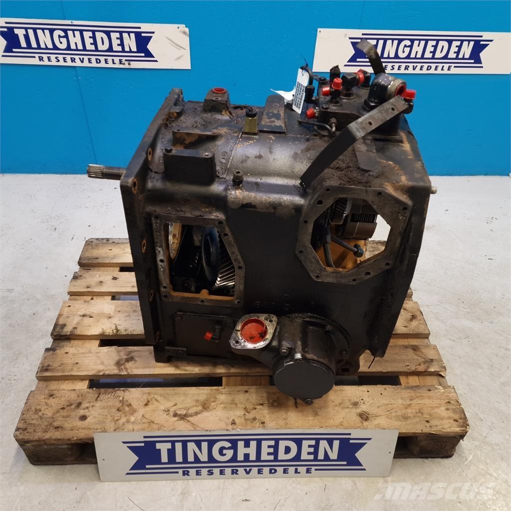 CASE 7130 トランスミッション