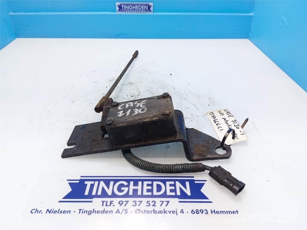 CASE 7130 電子機器