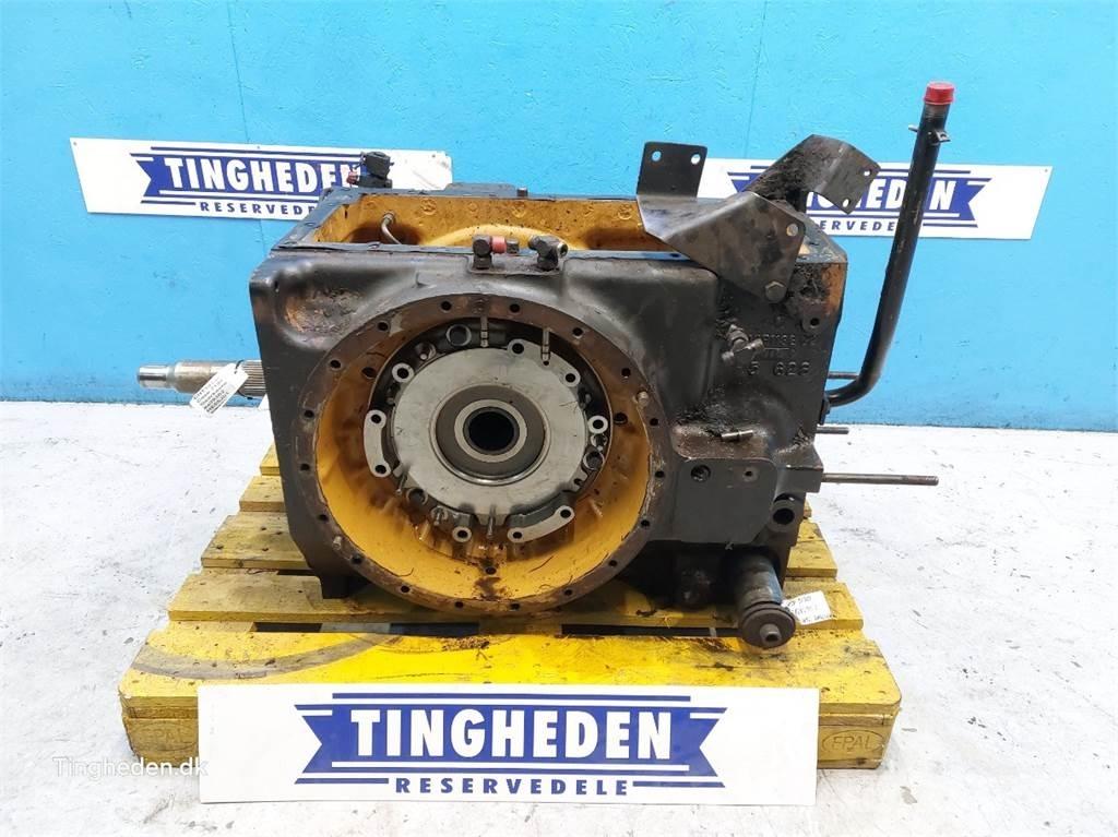 CASE 7130 トランスミッション