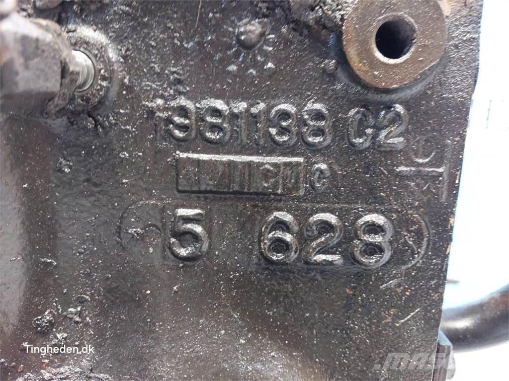 CASE 7130 トランスミッション