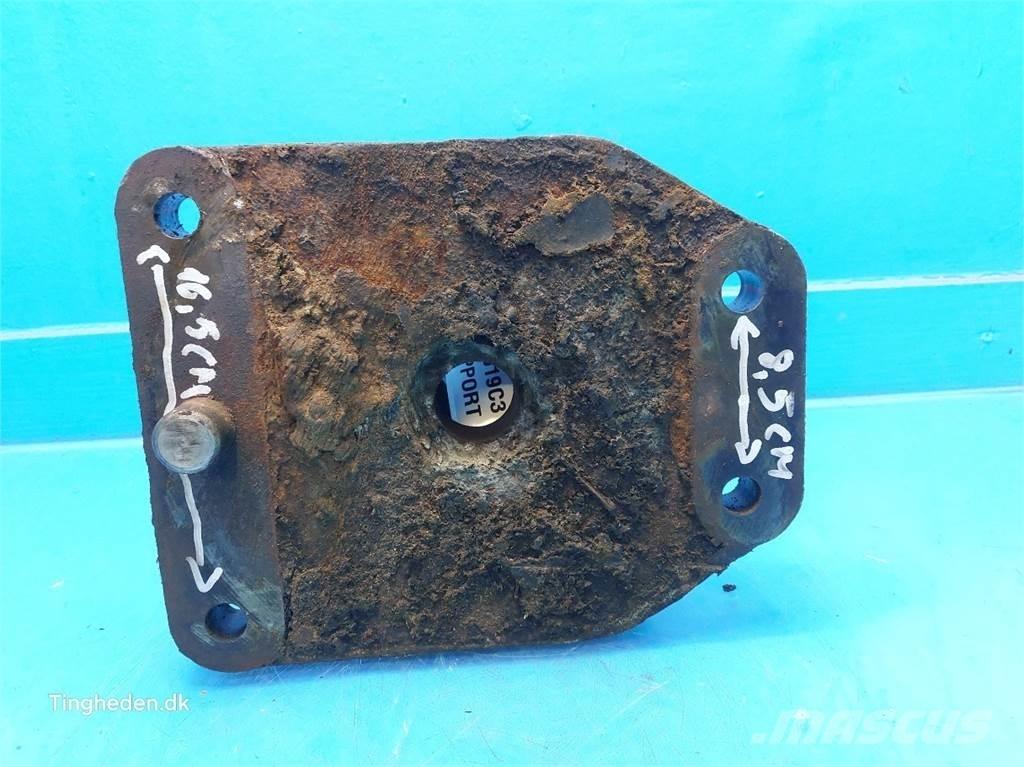 CASE 7130 その他トラクターアクセサリー・アタッチメント