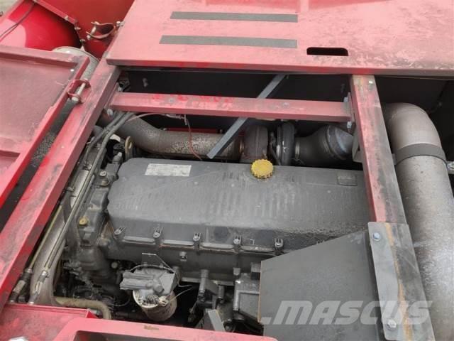 CASE 8010 コンバイン