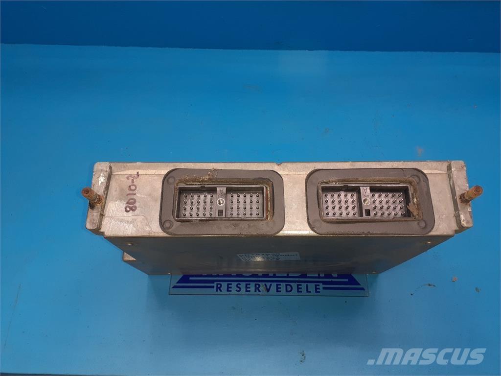 CASE 8010 電子機器