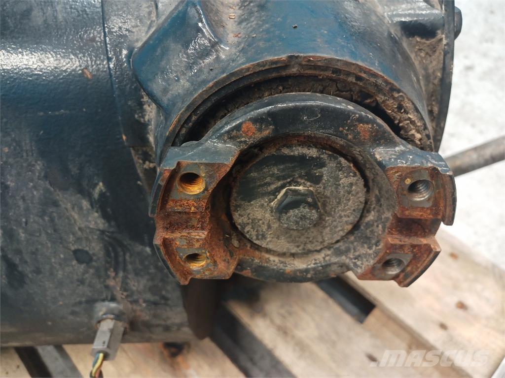 CASE 8010 トランスミッション