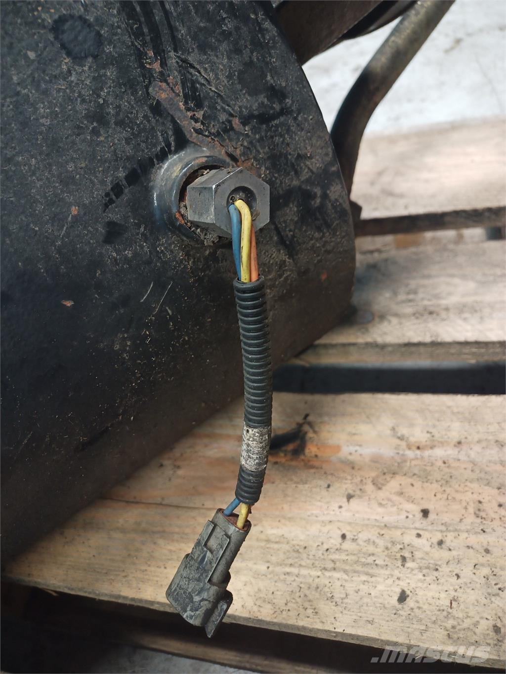 CASE 8010 トランスミッション