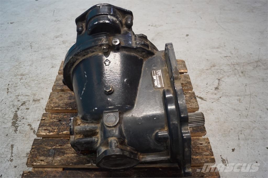 CASE 8010 トランスミッション