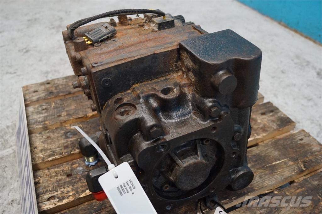 CASE 8010 油圧機