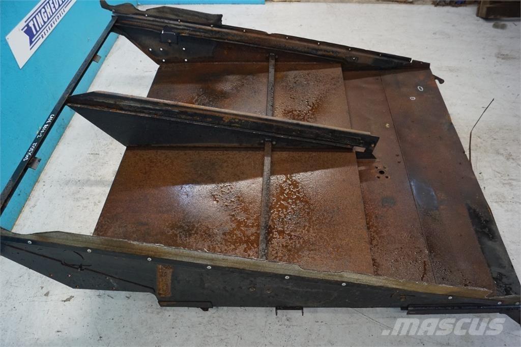 CASE 8010 砂と塩撒き専用車