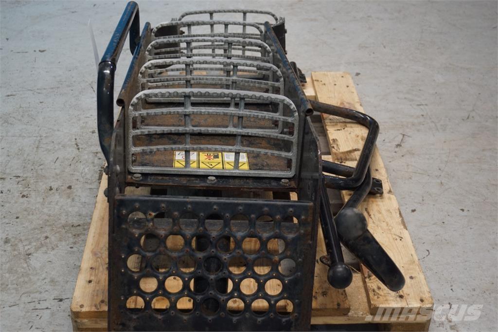 CASE 8010 農業機械 -　その他