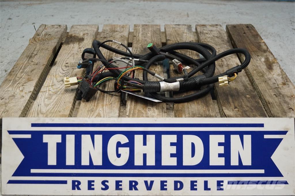 CASE 8010 電子機器