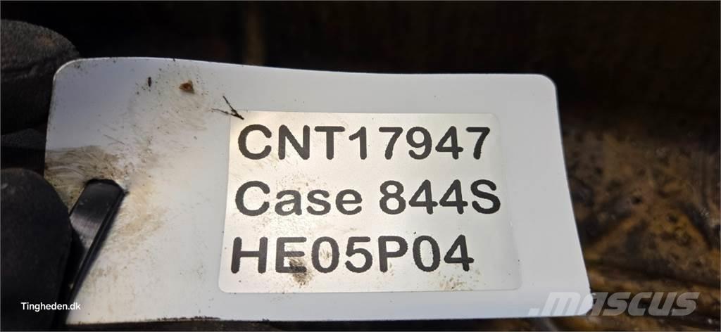 CASE 844S エンジン