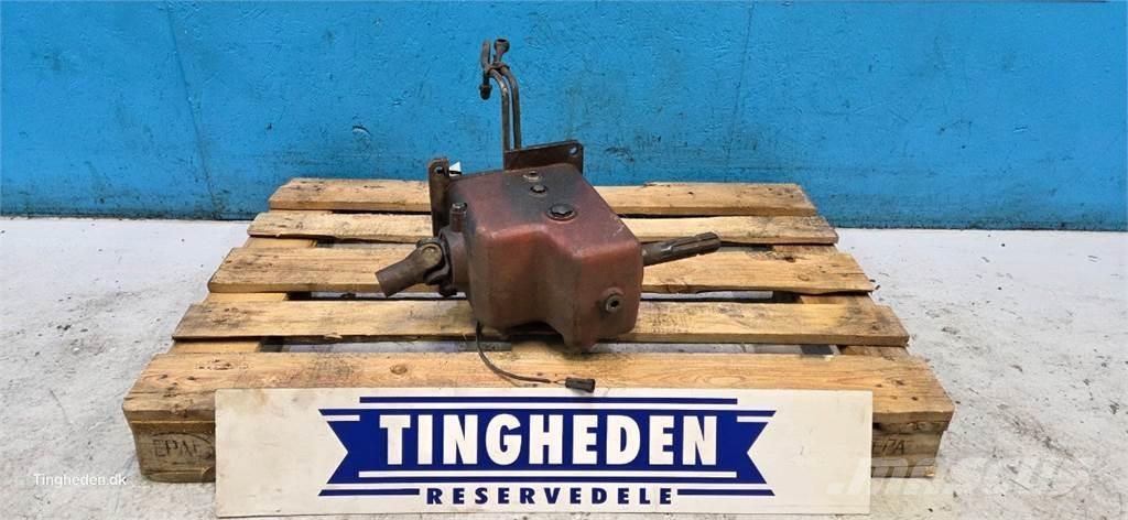 CASE 844XL トランスミッション