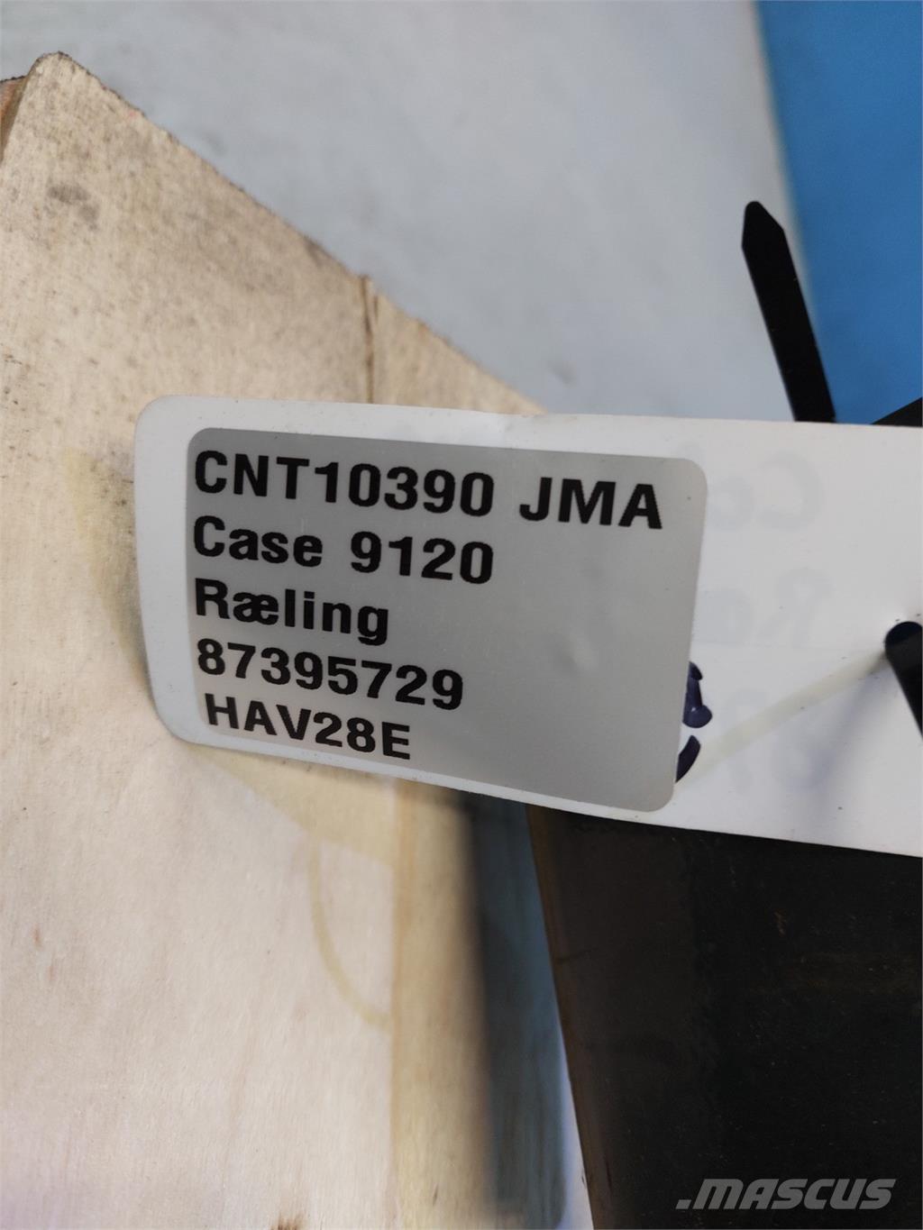 CASE 9120 キャビン及び内装