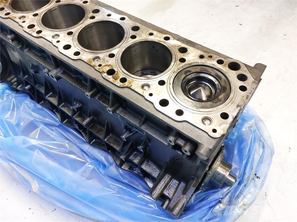 CASE 9120 エンジン