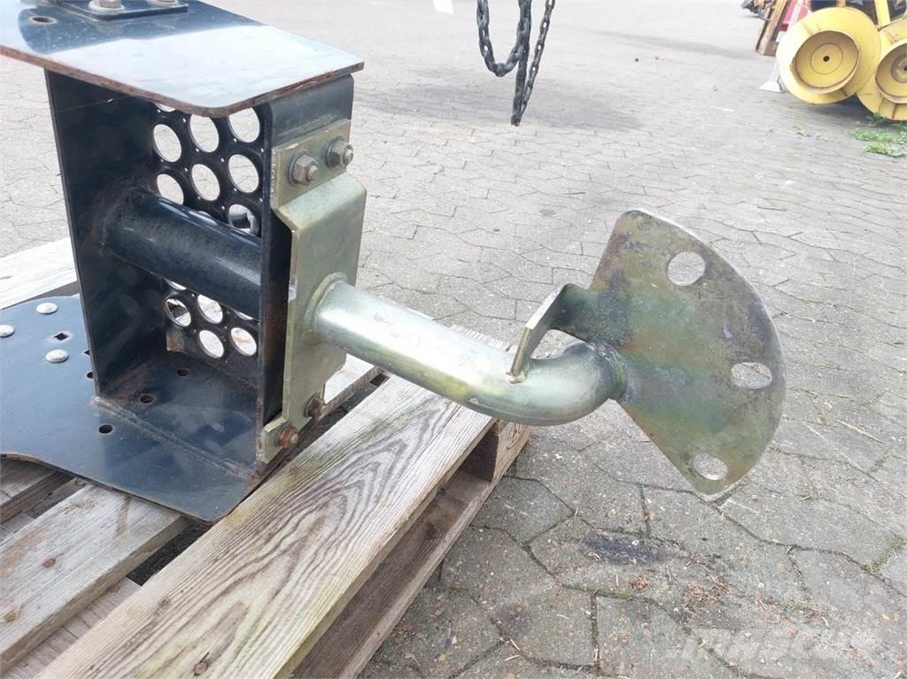 CASE 9120 キャビン及び内装