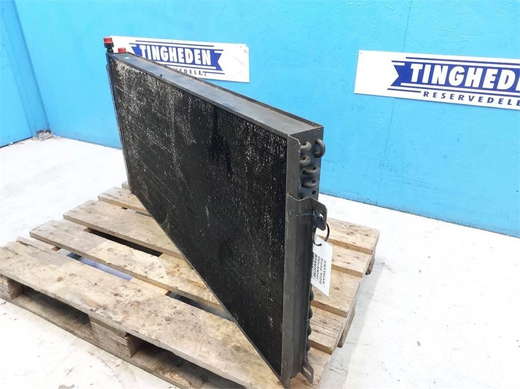 CASE 9120 ラジエター