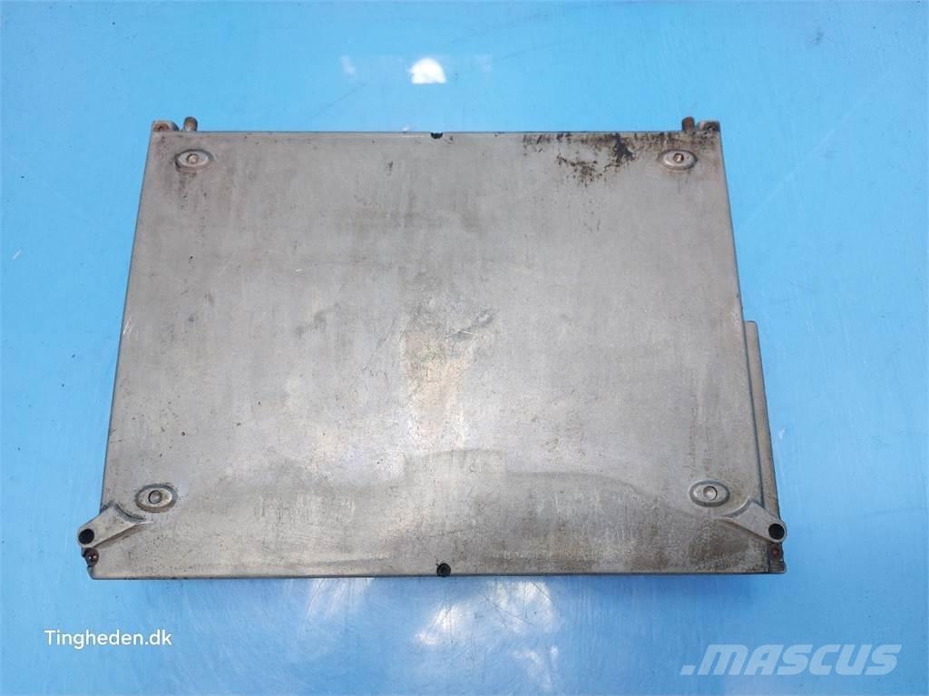 CASE 9120 電子機器