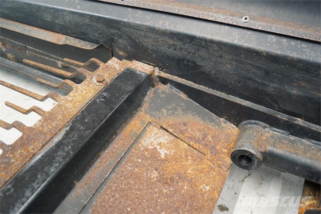 CASE 9230 砂と塩撒き専用車