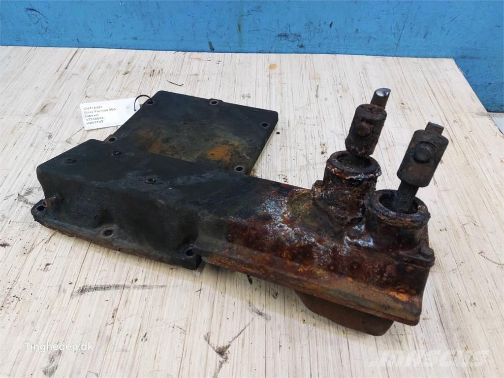 CASE Farmall 95A トランスミッション