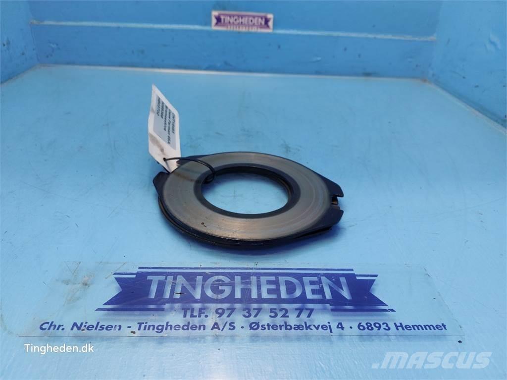 CASE Farmall 95A トランスミッション