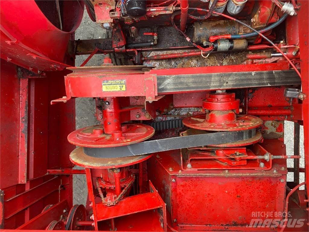 Case IH 1620 コンバイン