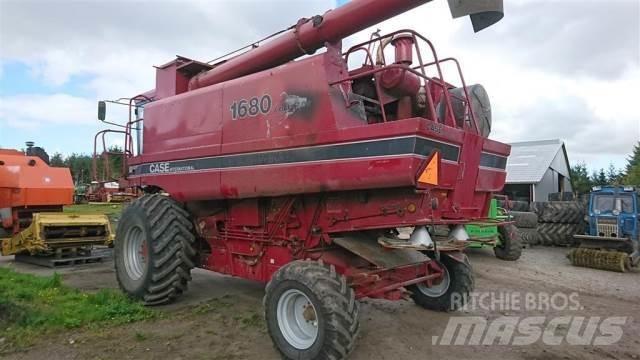 Case IH 1680 コンバイン