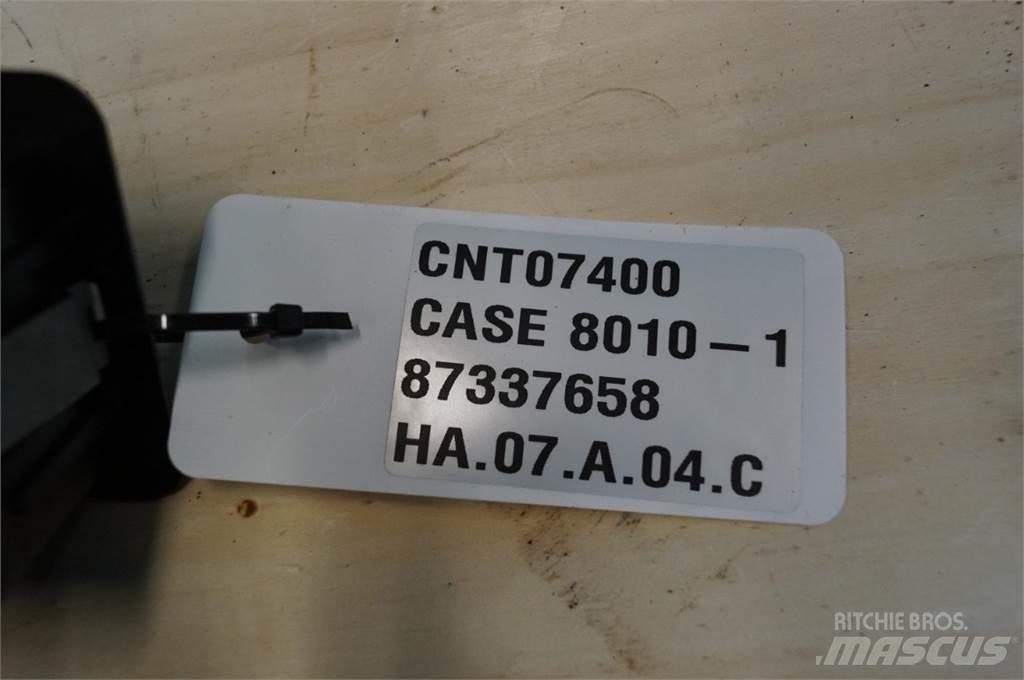 Case IH 8010 電子機器