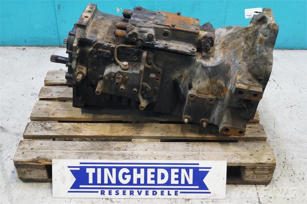 CASE Maxxum 115 トランスミッション